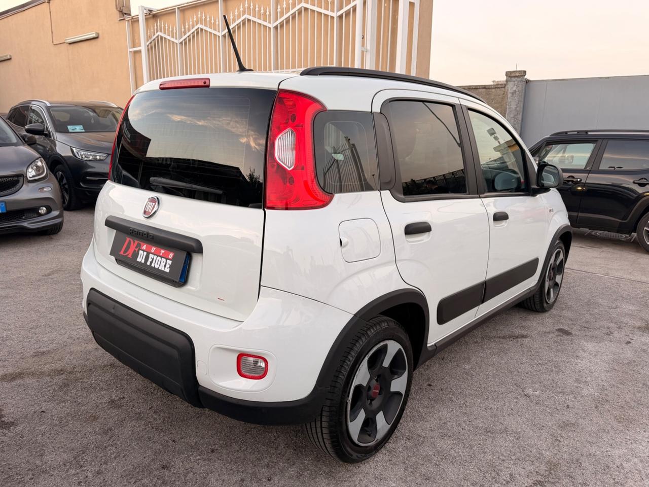 Fiat Panda 1.2 GPL DI SERIE City Cross