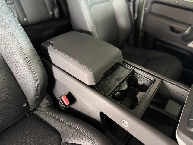 LAND ROVER Defender 110 3.0D I6 250 CV AWD Auto HSE *GANCIO*TETTO*