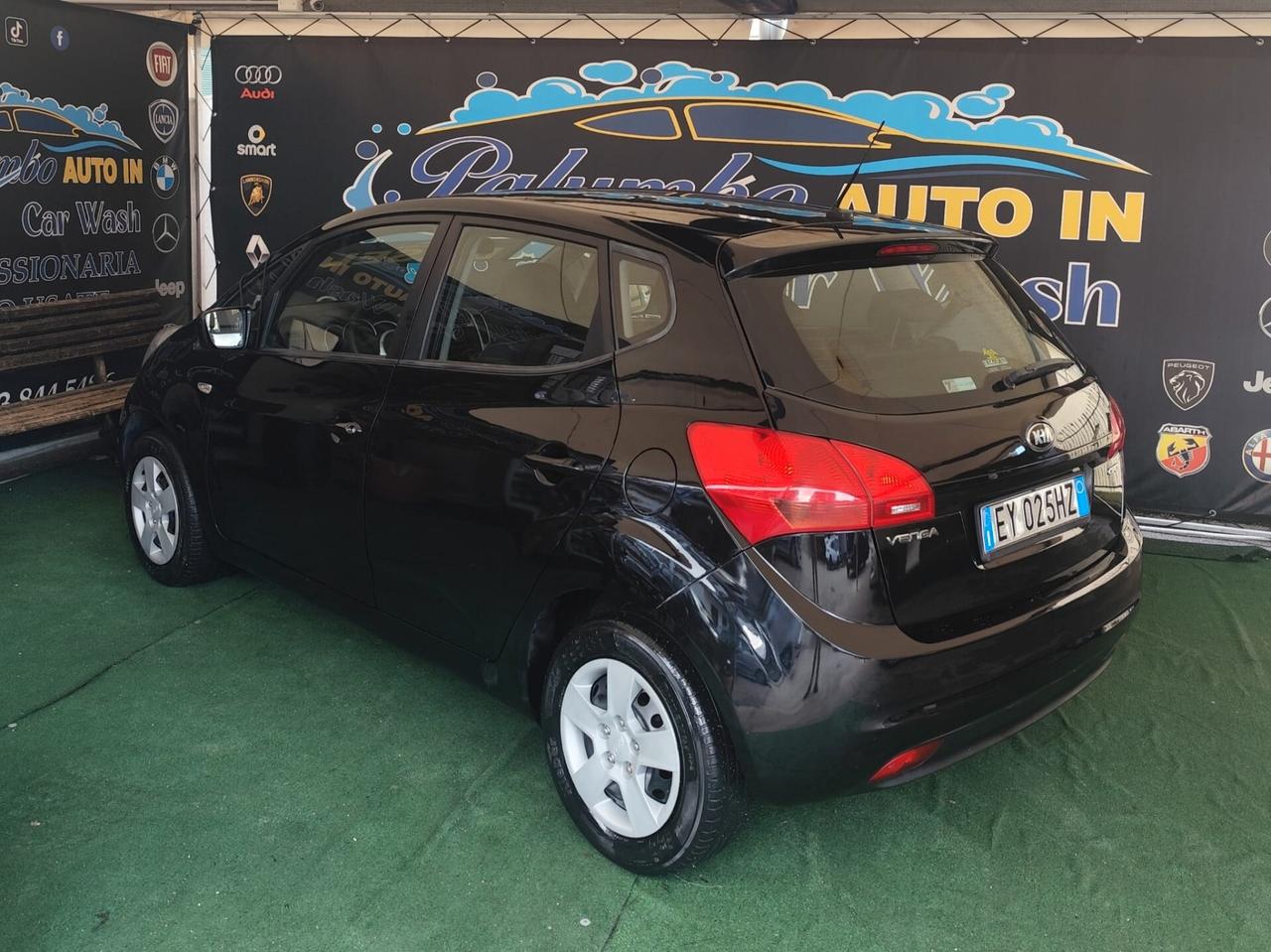 Kia Venga 1.4 CRDi 90CV CROSSOVER