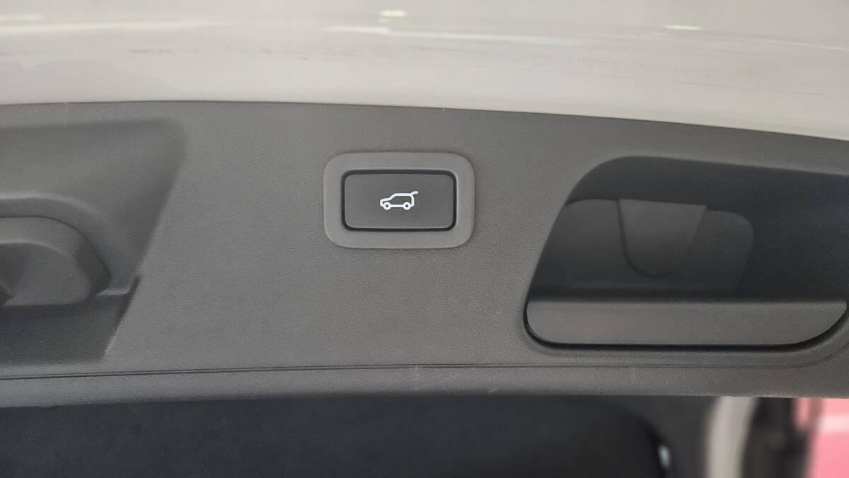 Jaguar E-Pace 2.0d i4 R-Dynamic awd 180cv auto