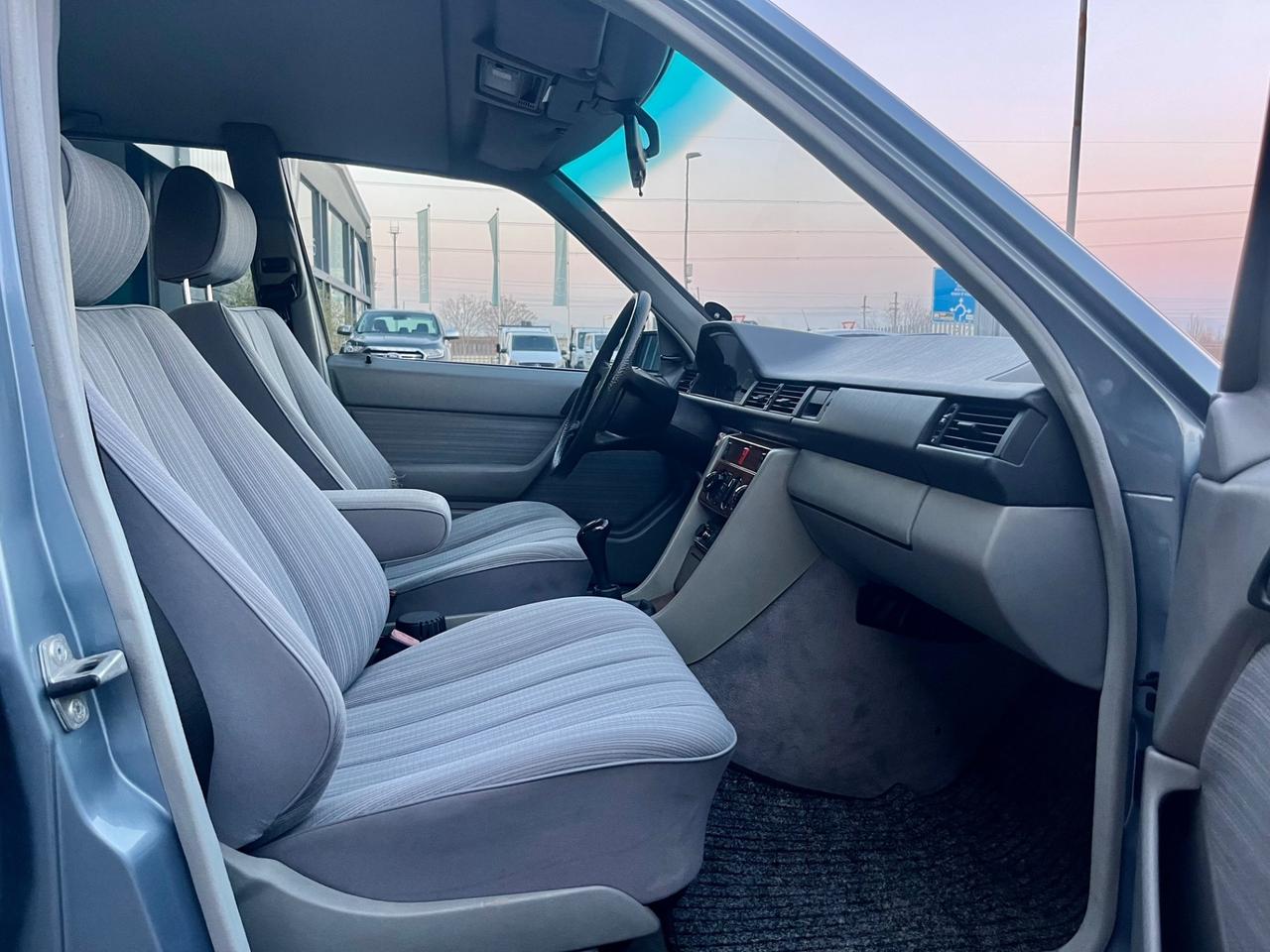 Mercedes-benz E 200 w124