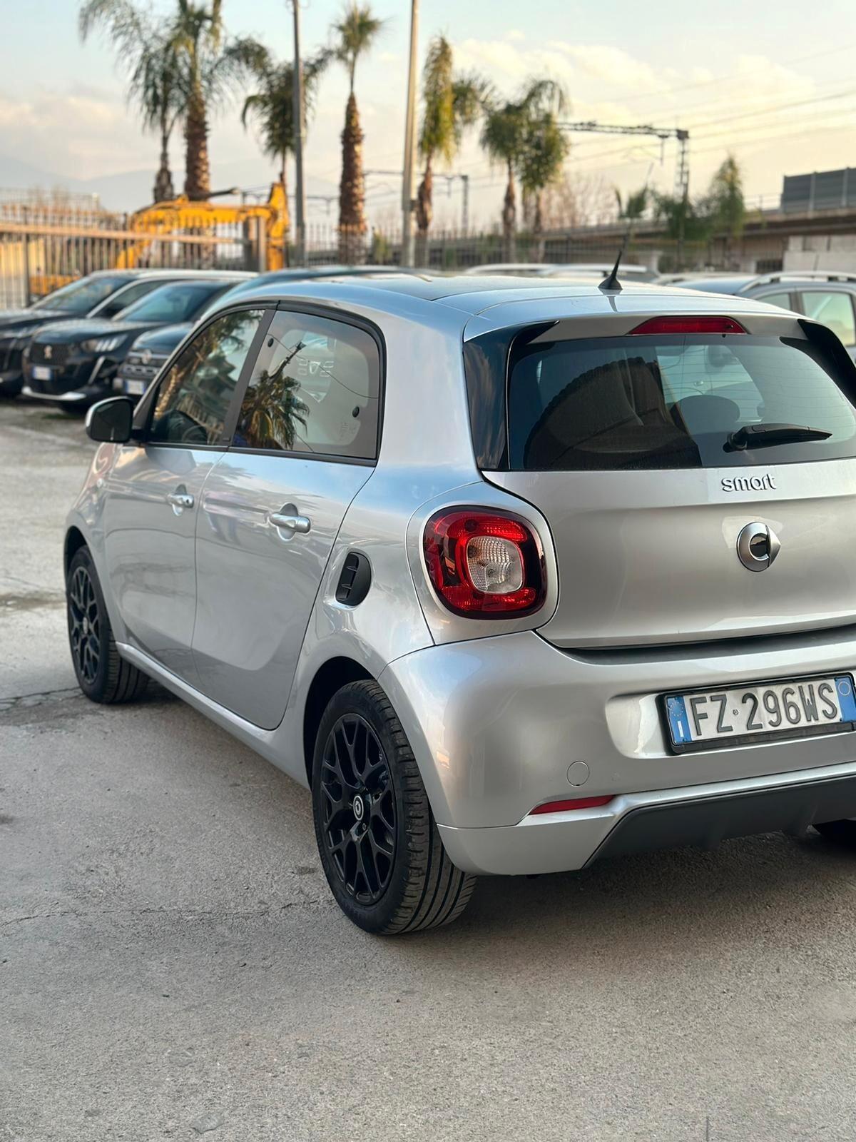 Smart ForFour 70 1.0 twinamic Prime PROMO!!