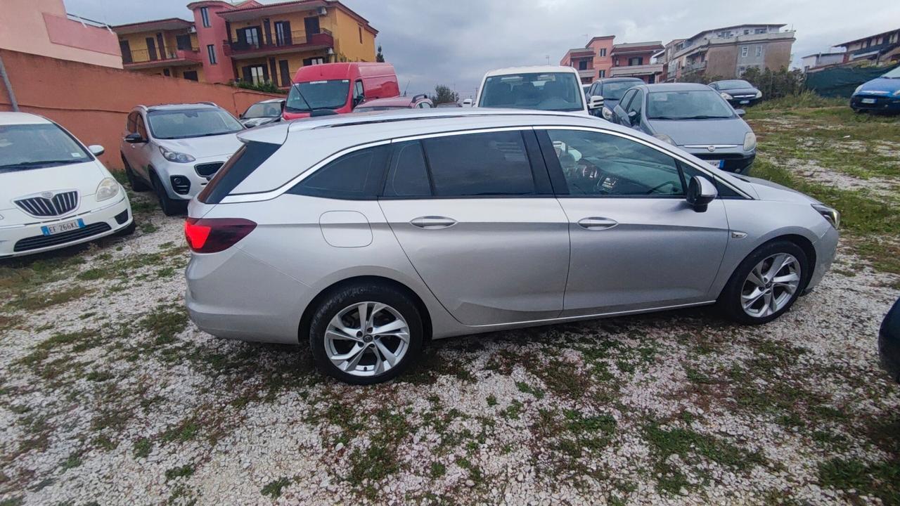 Opel Astra sw 2017 automatica 1.6
