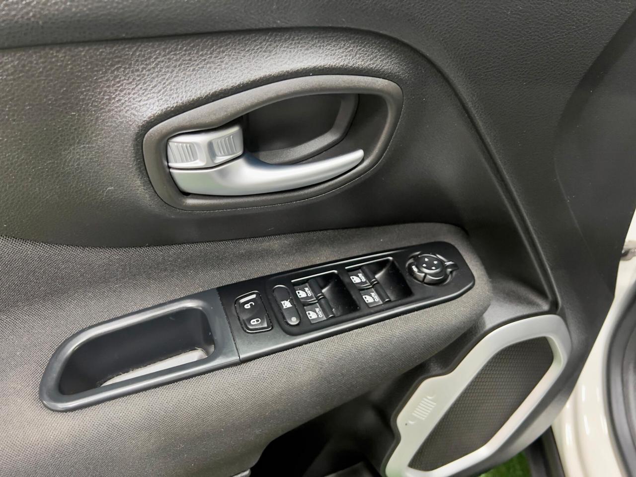 Jeep Renegade 1.6 Mjt 120 CV Longitude