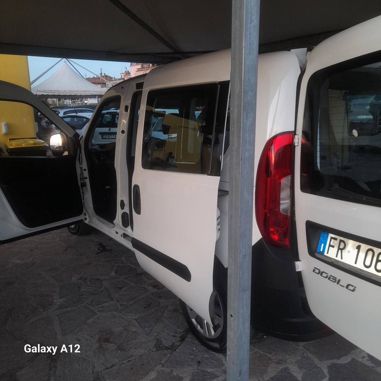 Fiat Doblo 5 posti autocarro 1.3 MJT PC Combi N1 SX