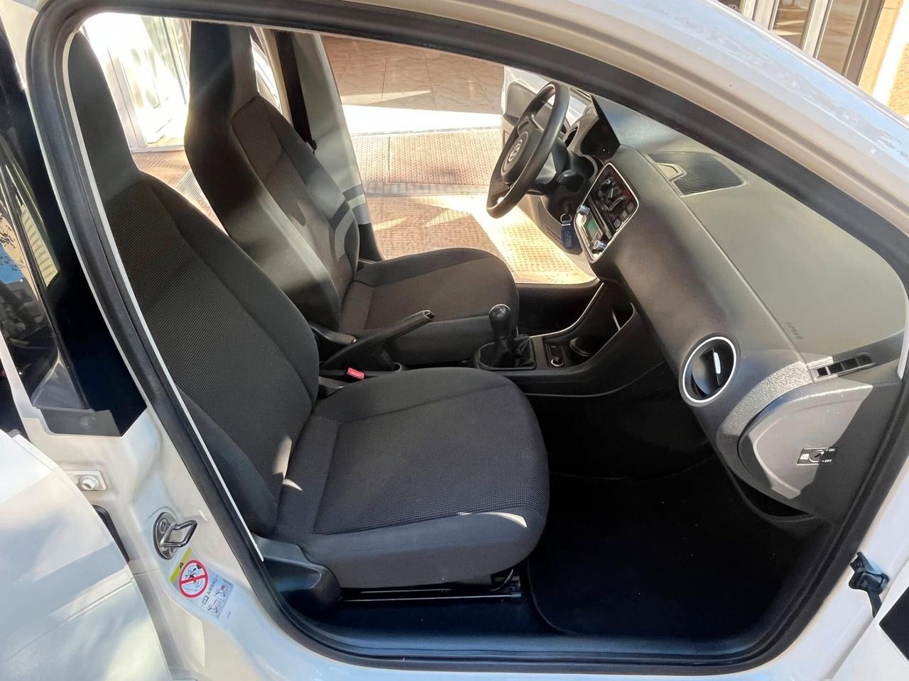 Volkswagen up! 1.0 75 CV 5p. move