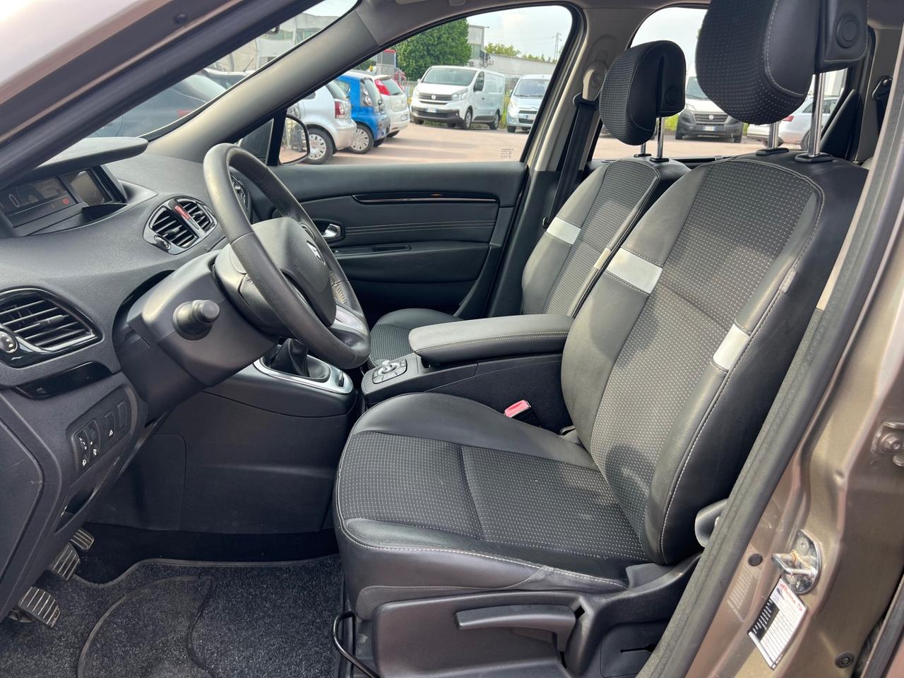 Renault Scenic Scénic 1.5 dCi 110CV Luxe