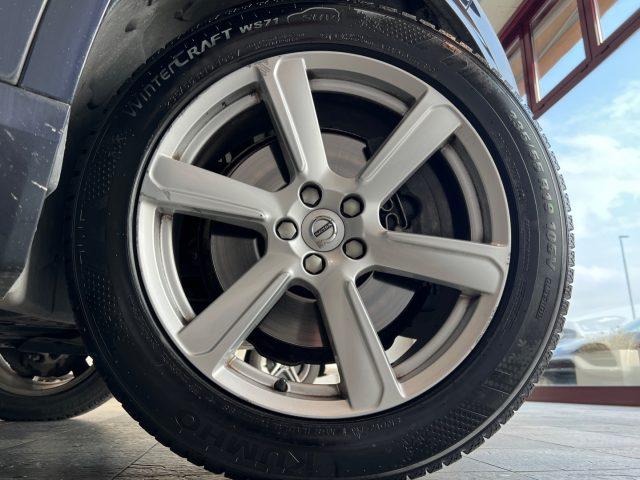 VOLVO XC90 D5 AWD Geartronic 7 posti Momentum