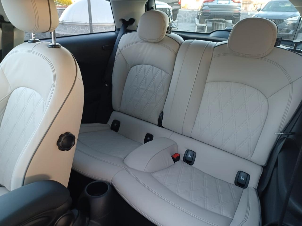 Mini 1.5 Cooper Camden Edition