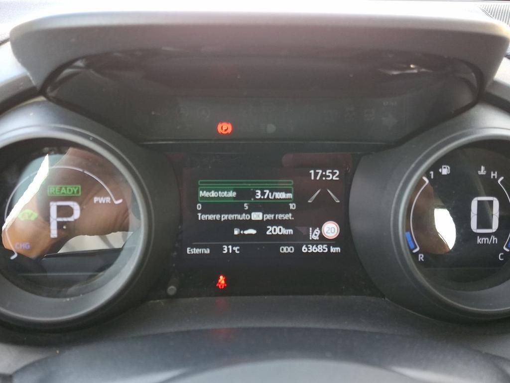 Toyota Yaris 1.5 hybrid Trend