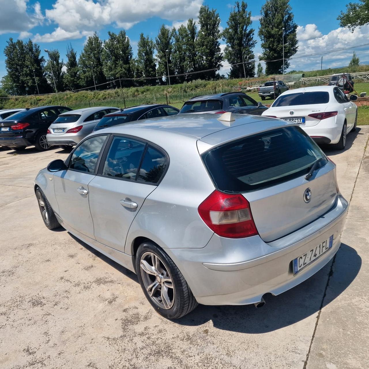 Bmw 118 120d cat 5 porte Attiva