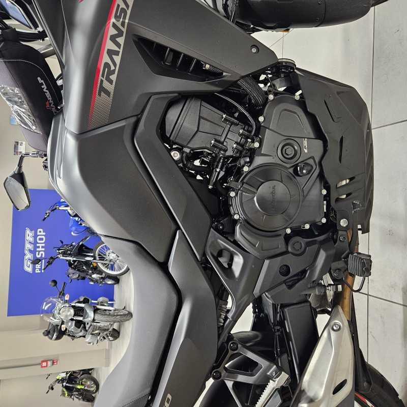 Honda Transalp XL750 - 2024