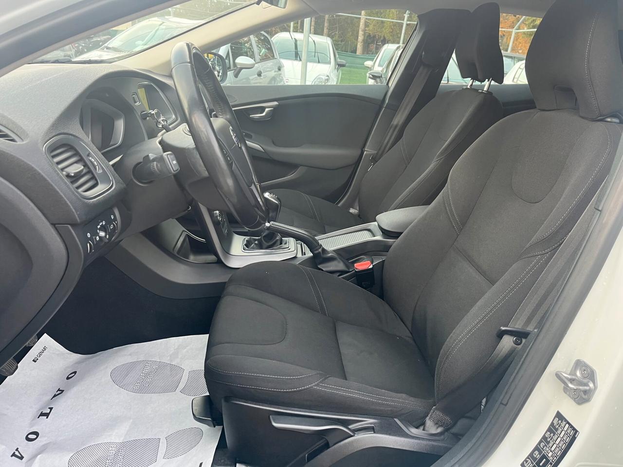 Volvo V40 Cross Country D2 1.6 Business