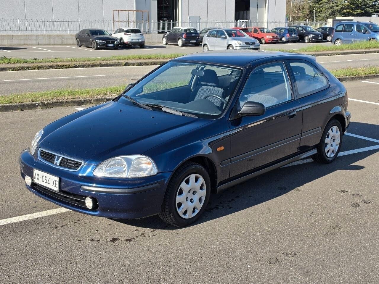 Honda Civic 1.5i 16V V-TEC