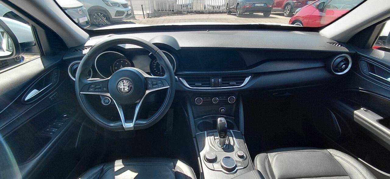 Alfa Romeo Stelvio 2.2 Turbodiesel 210 CV AT8 Q4 Executive