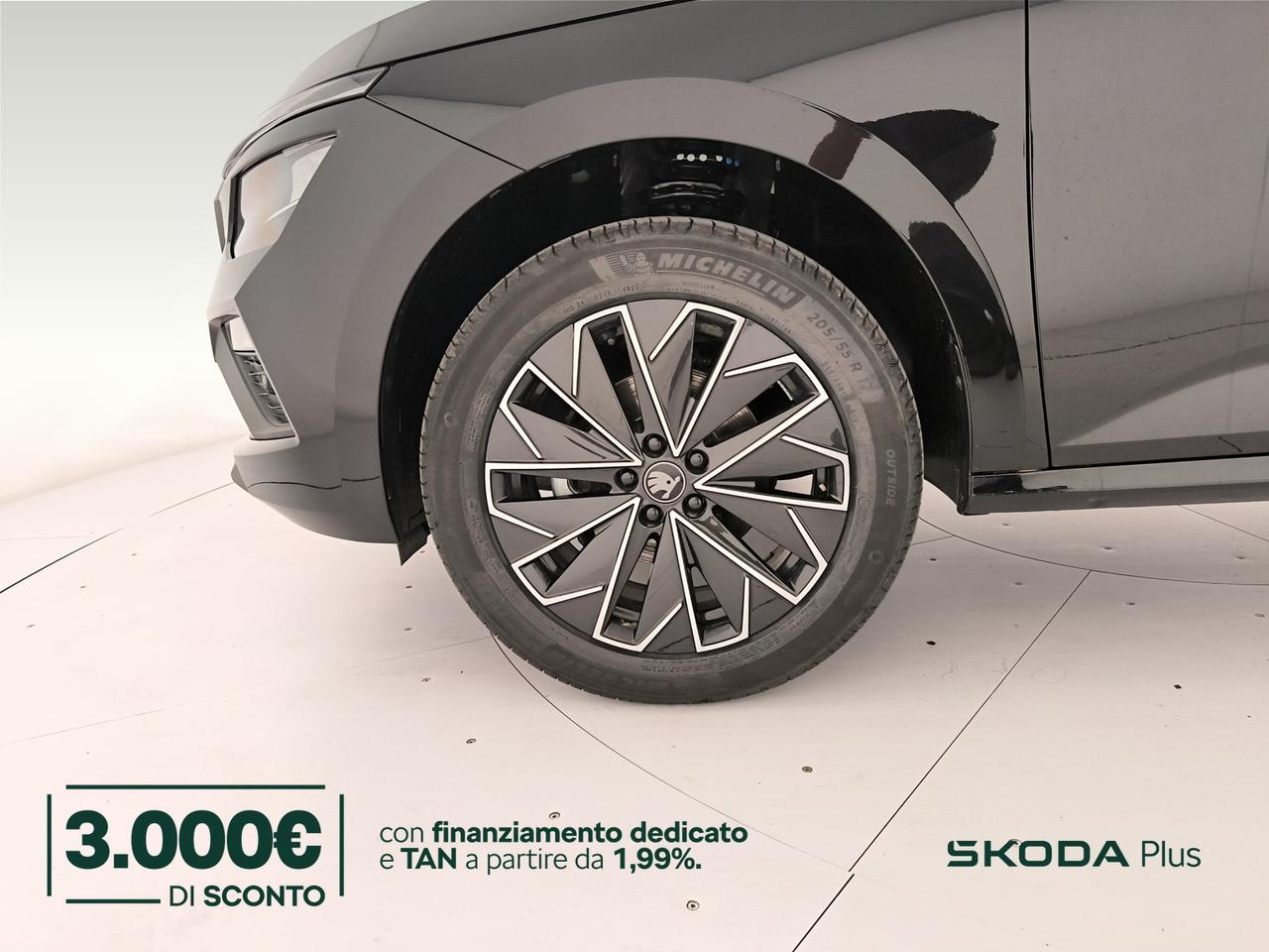 Skoda Kamiq 1.0 tsi black dots 115cv