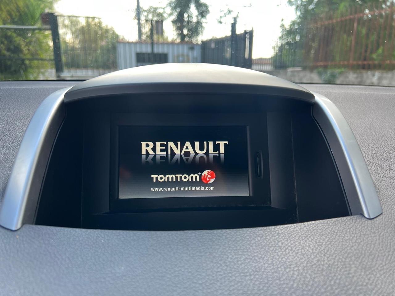 RENAULT KOLEOS 2.0 dci4x4 Luxe - 2012