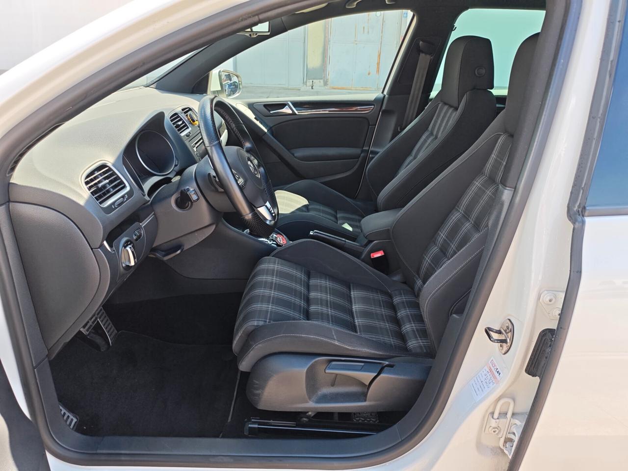 Volkswagen Golf 2.0 TDI 170CV DSG 5p. GTD