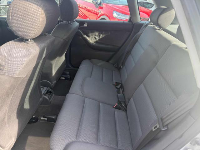 AUDI A3 BENZINA/GPL 1.6 cat 5p. Ambiente Bellissima