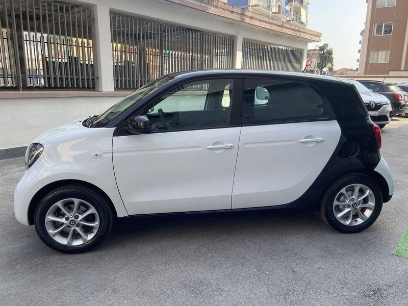 smart forfour 1.0 71 cv Youngster - 4D-23