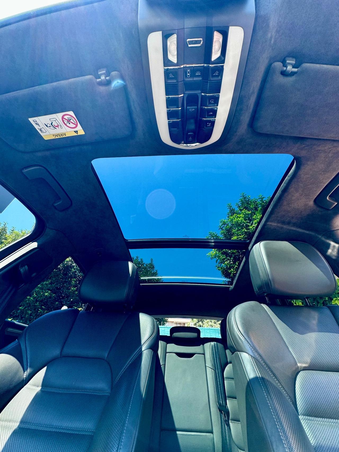 Porsche Macan 2.9 Turbo