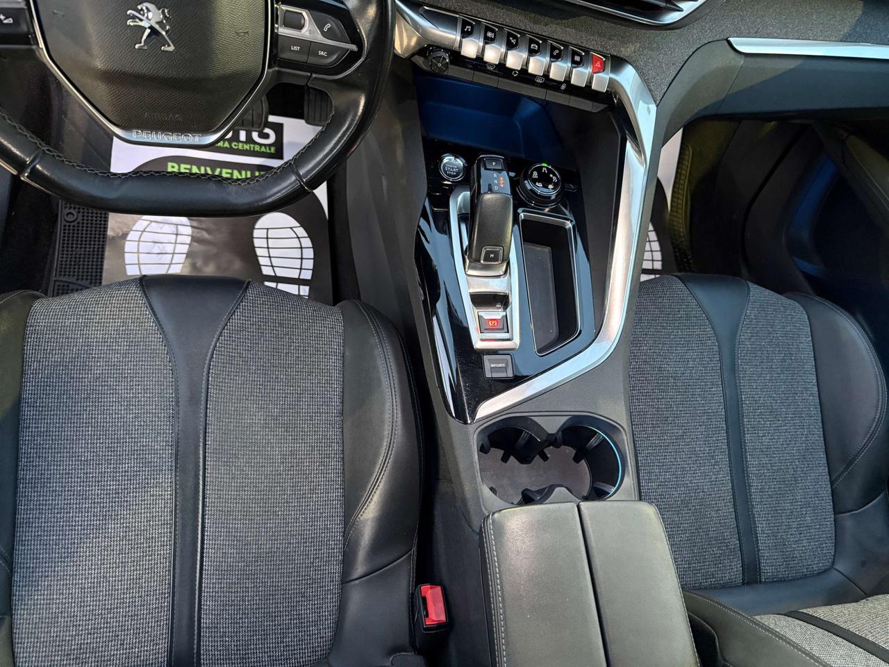 Peugeot 3008 3008 Turbo 130cv S&S EAT8 Allure CINGHIA FATTA