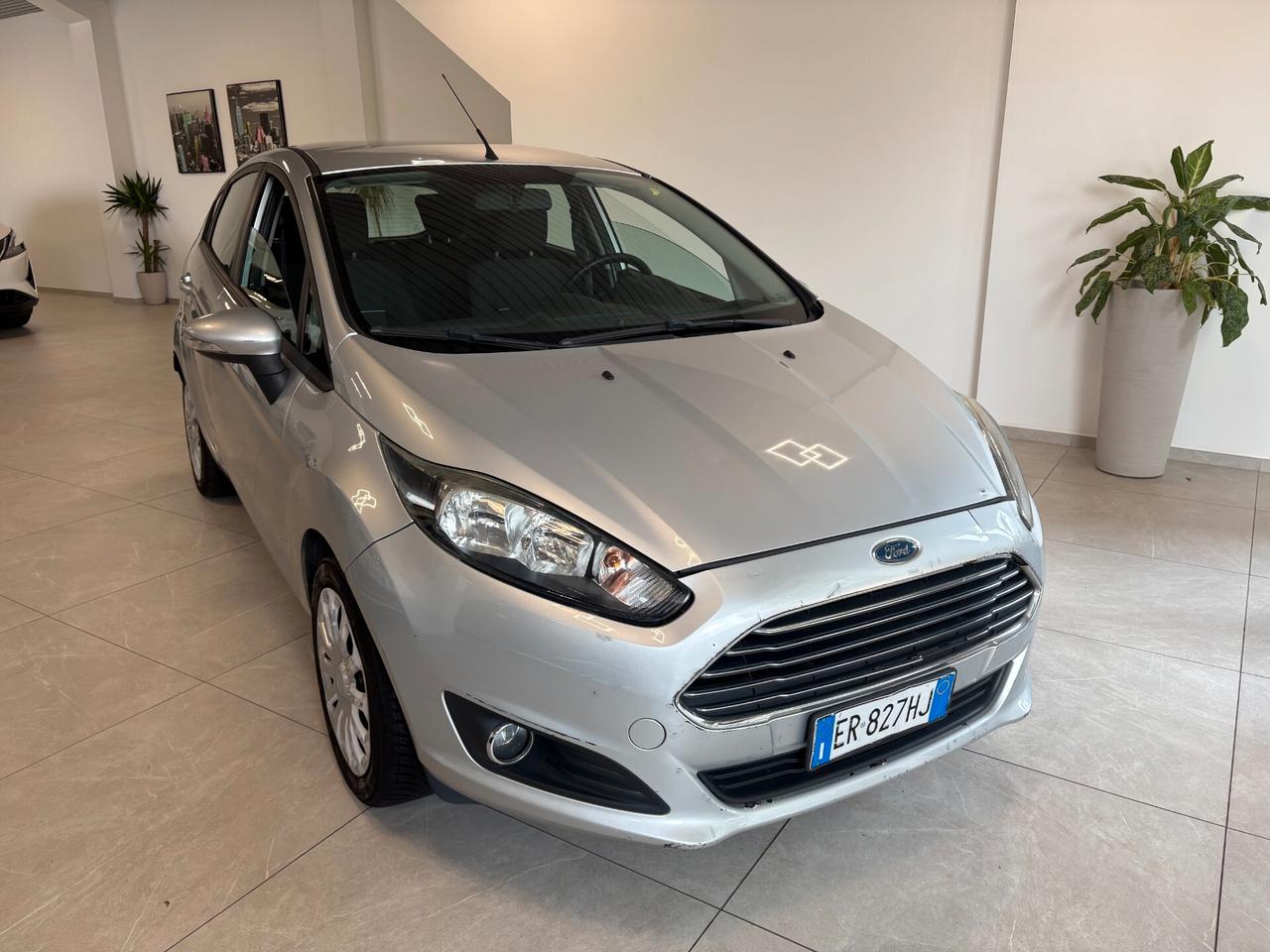 Ford Fiesta 1.2 60CV 5 porte Titanium
