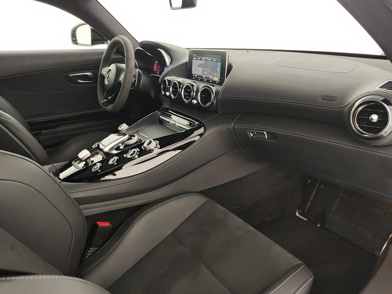 Mercedes-Benz AMG GT 4.0 476cv auto