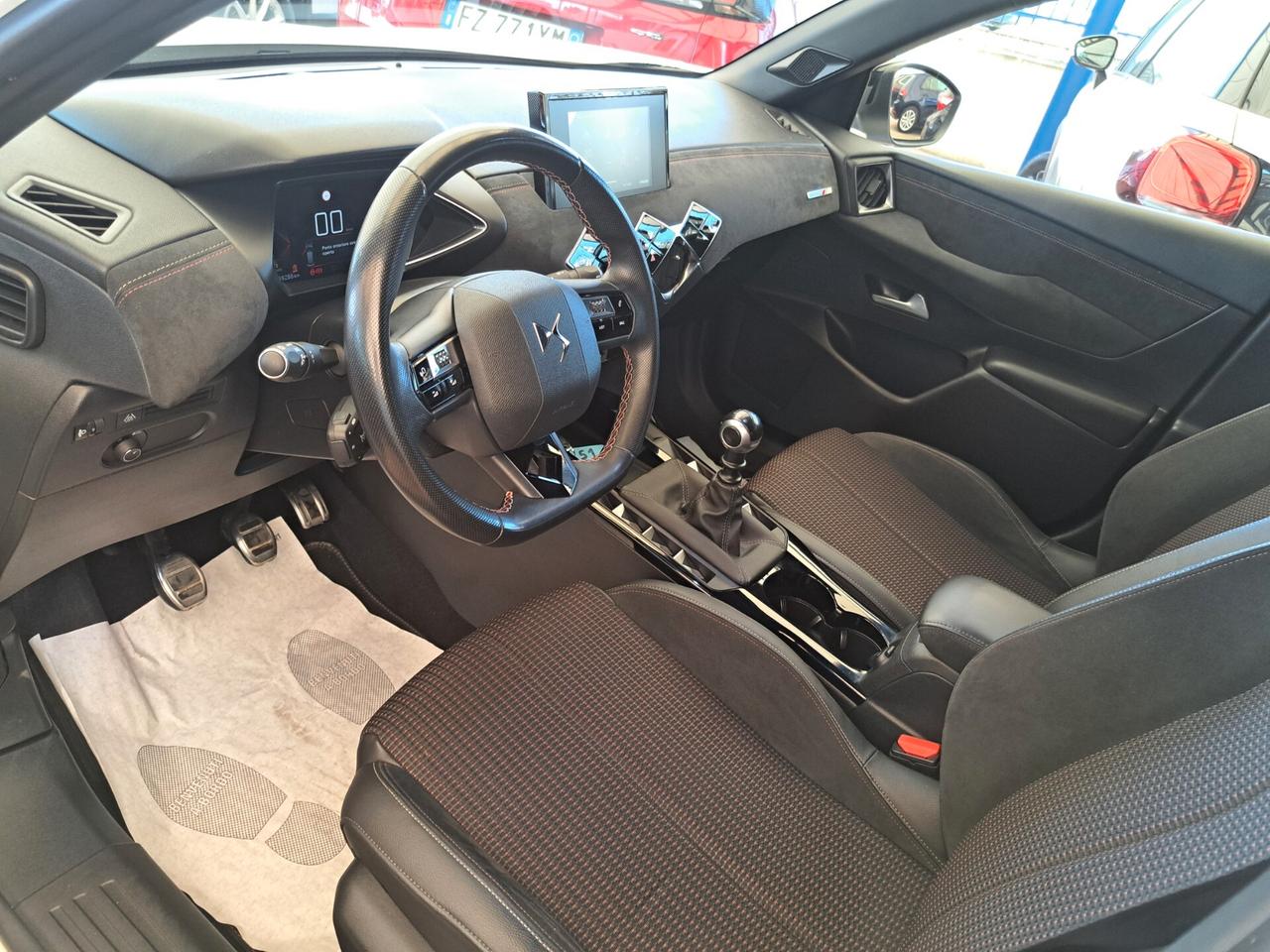 Ds DS3 DS 3 Crossback BlueHDi 110 Performance Line