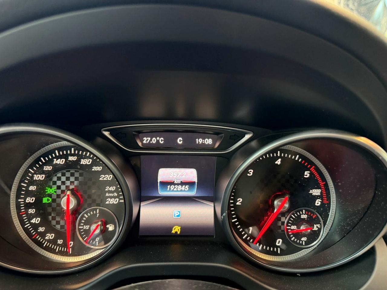 Mercedes-benz A 200 d Premium AMG