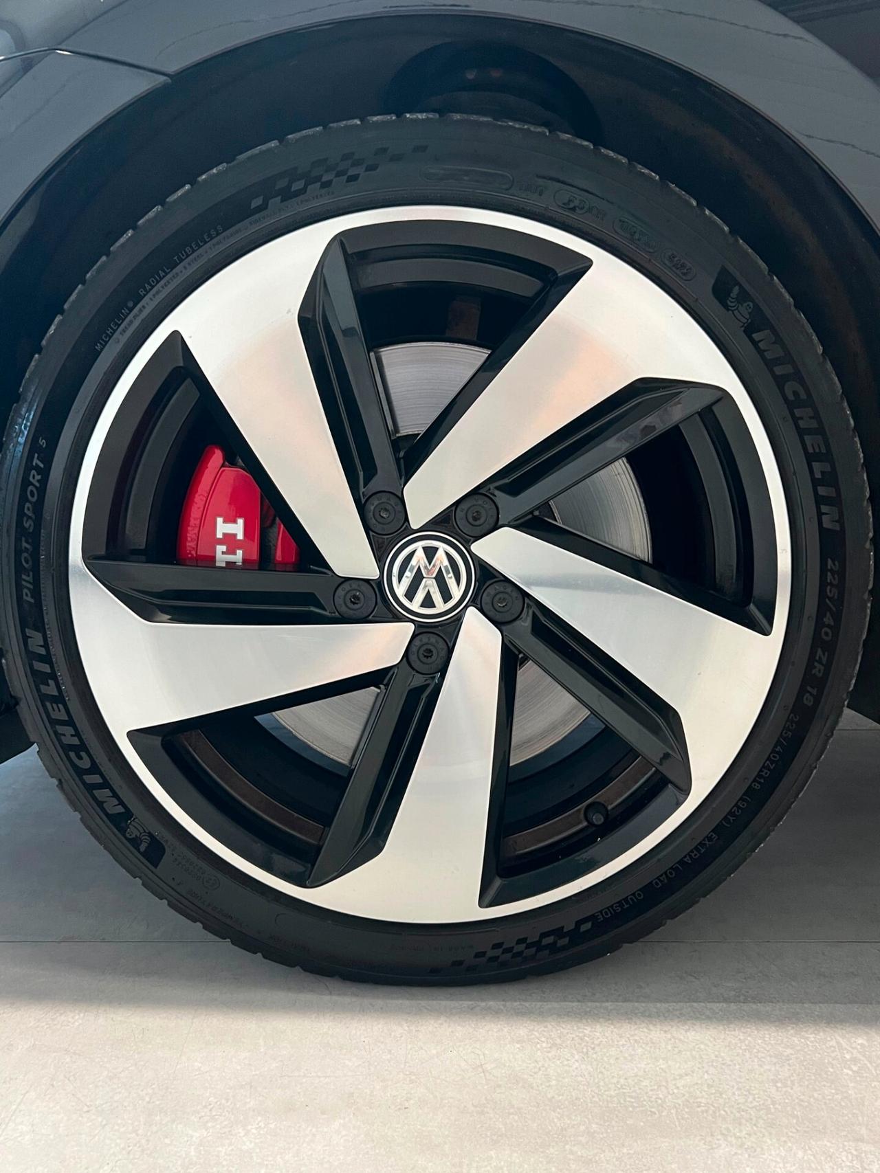 Volkswagen Golf GTI Performance 2.0 245 CV TSI 5p. BMT