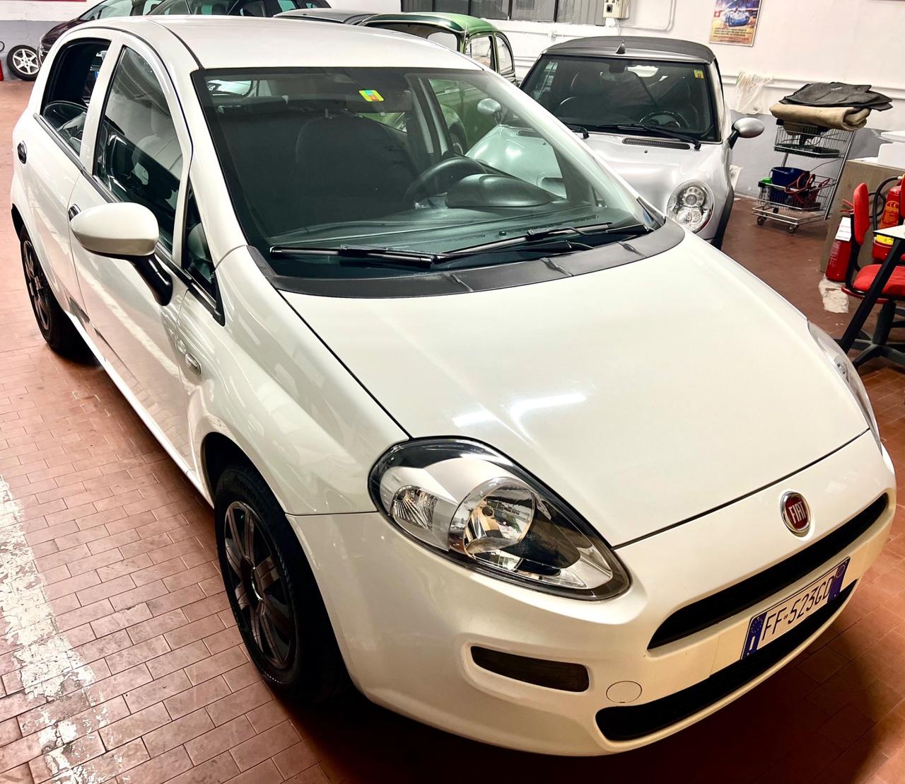 Fiat Punto Grande 1.2 benzina €6 OK NEOPATENTATI