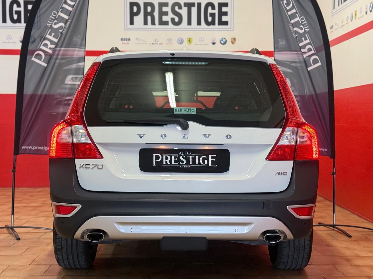 Volvo XC 70 XC70 D5 AWD Geartronic Summum