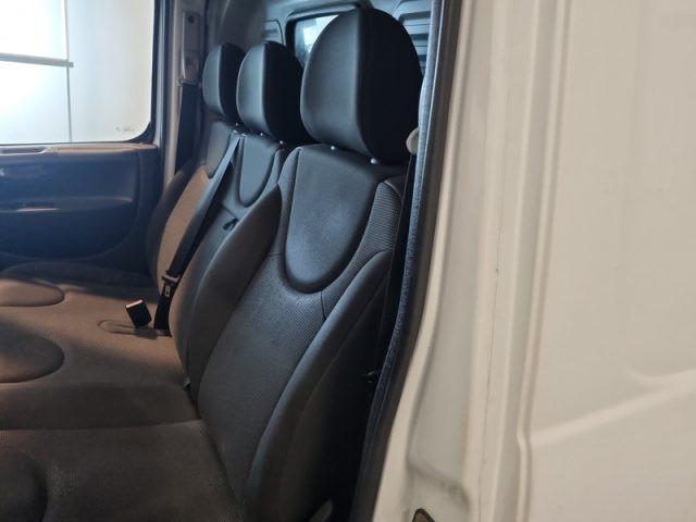 TOYOTA Proace 2.0 D-4D L2H2 tetto alto passo lungo 12q L2 H2