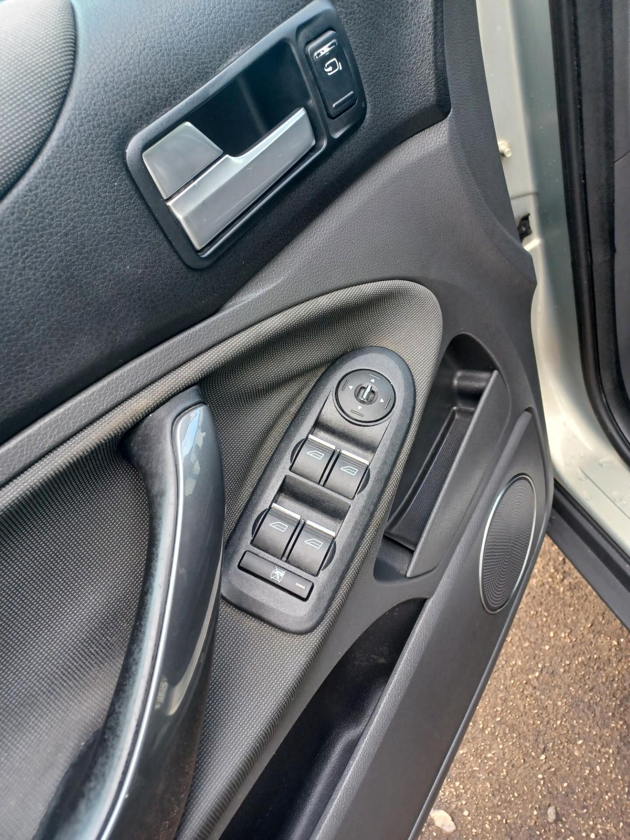 Ford Kuga 2.0 TDCi TITANIUM UNICO PROPRIETARIO