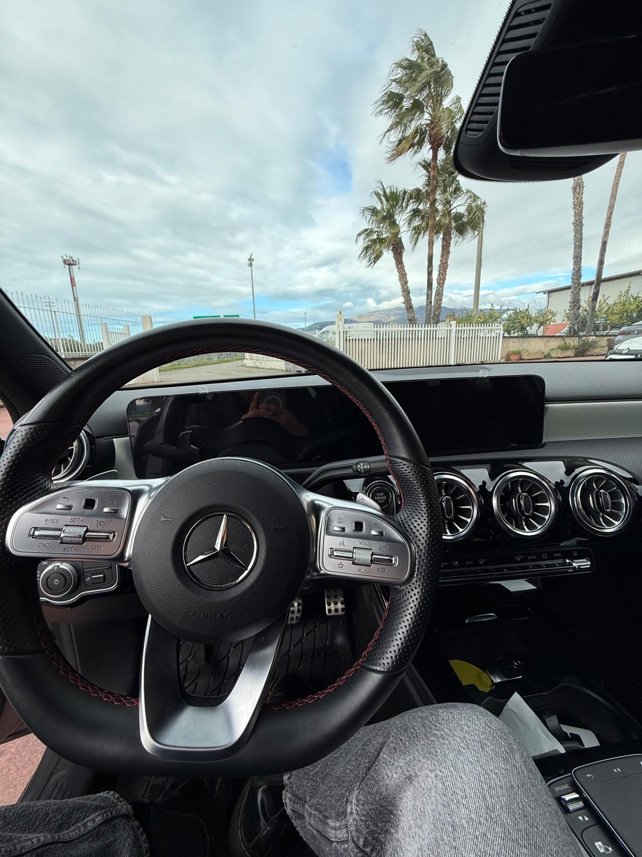 Mercedes-benz A 180 220 d Automatic AMG Line Premium