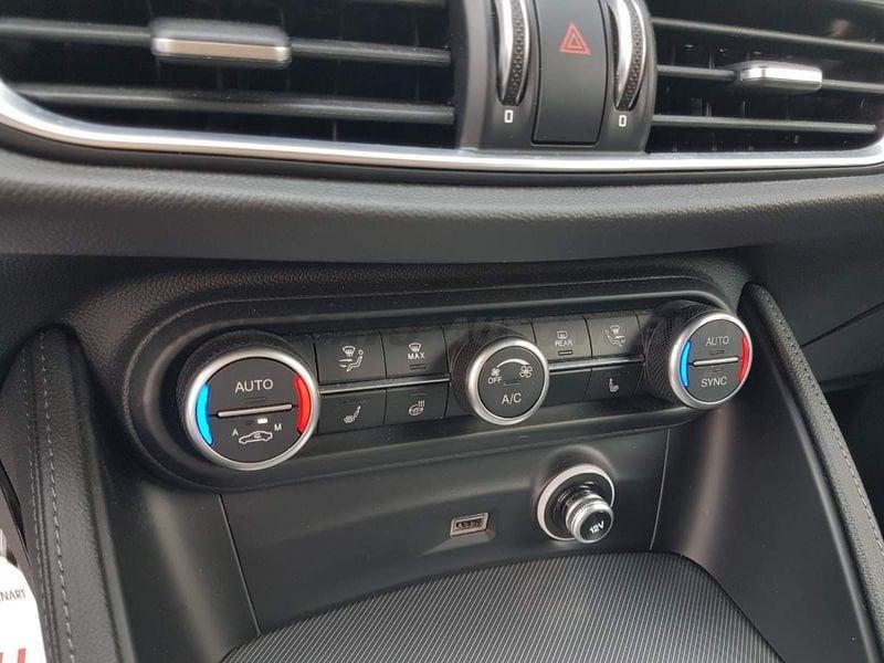 Alfa Romeo Stelvio Stelvio 2.2 t Veloce Q4 210cv auto