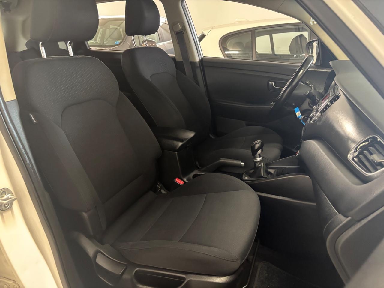 Kia Carens 1.7 CRDi 115 CV