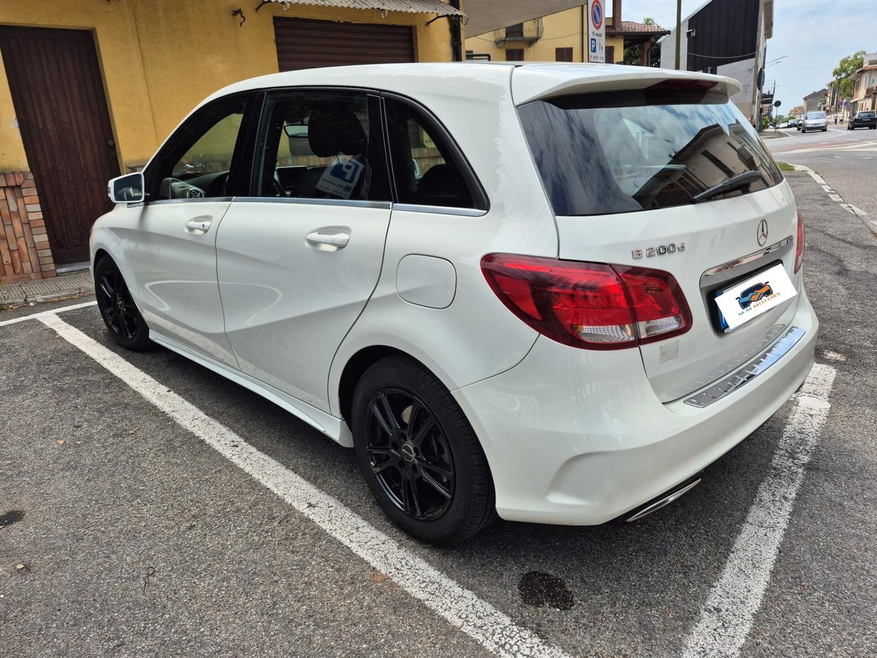 Mercedes B 200 d Automatic PACK AMG