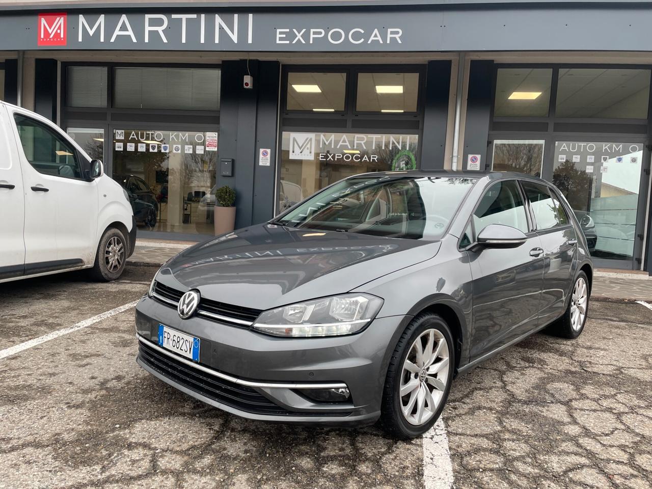 Volkswagen Golf 2.0 TDI DSG 5p. Executive BMT IVA ESPOSTA