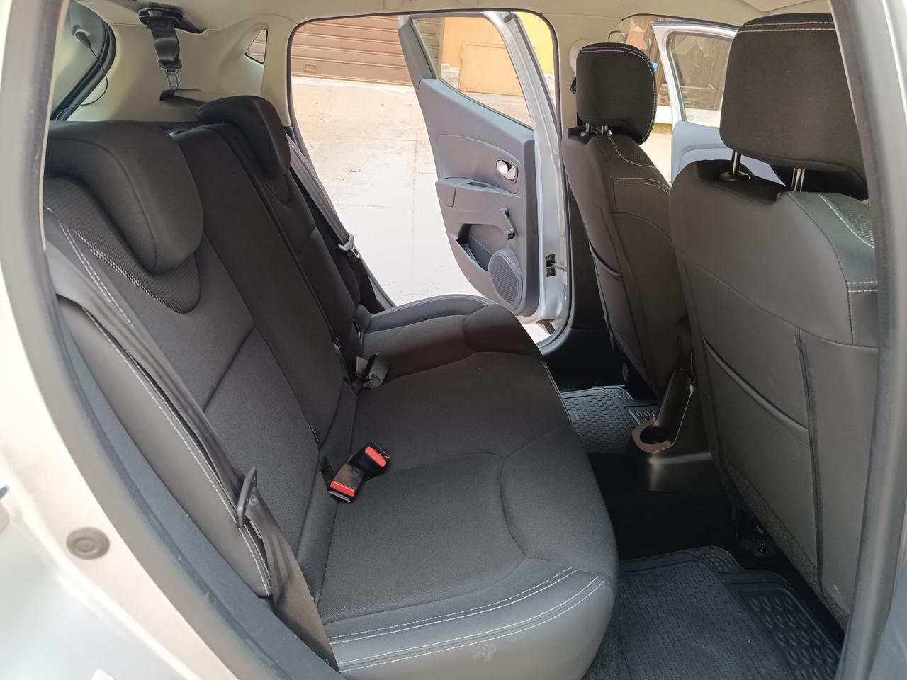 Renault Clio dCi 8V 75 CV 5 porte Moschino Zen