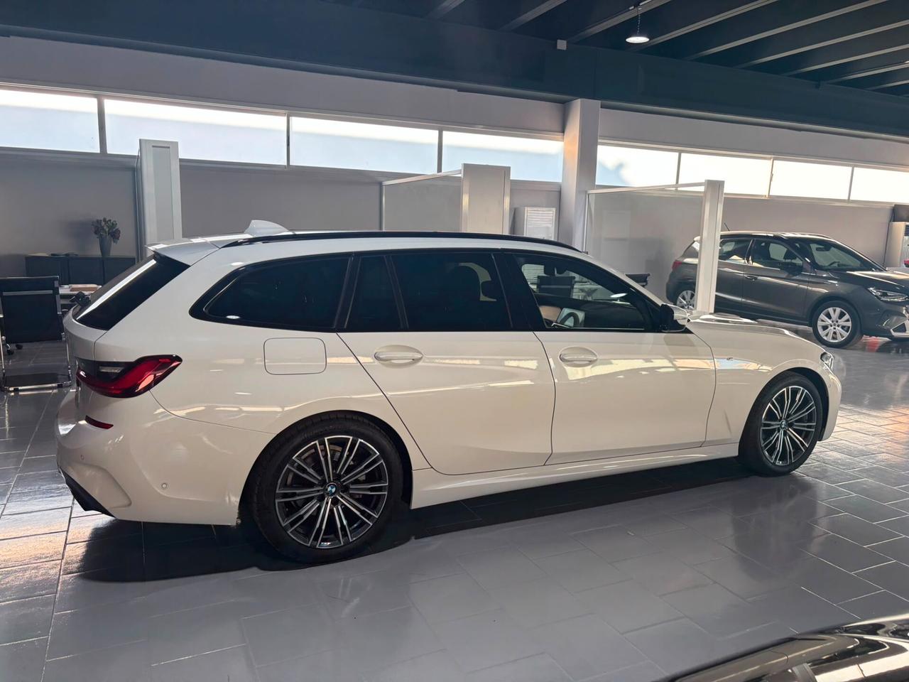 Bmw 320 320d 48V Touring Msport