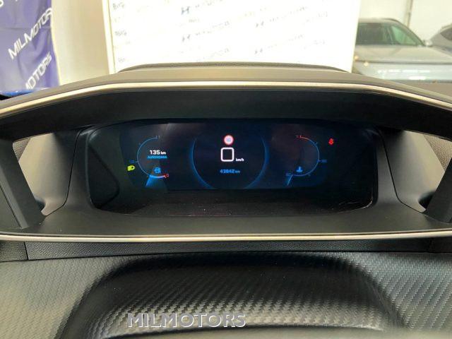 PEUGEOT 2008 PureTech 130 S&S Allure