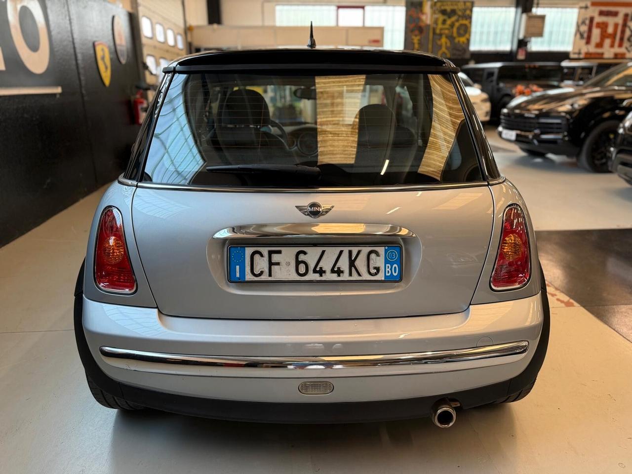 Mini Cooper 1.6 16V asi