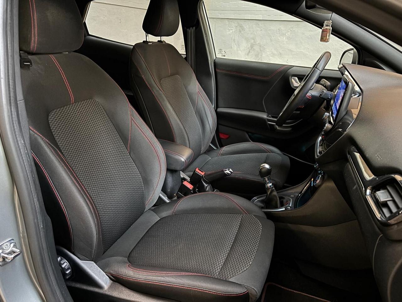 FORD PUMA hybrid ST-LINE
