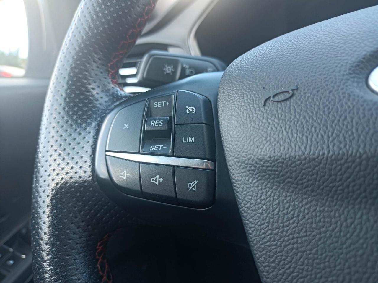 Ford Kuga 1.5 EcoBlue 120 CV aut. 2WD ST-Line X