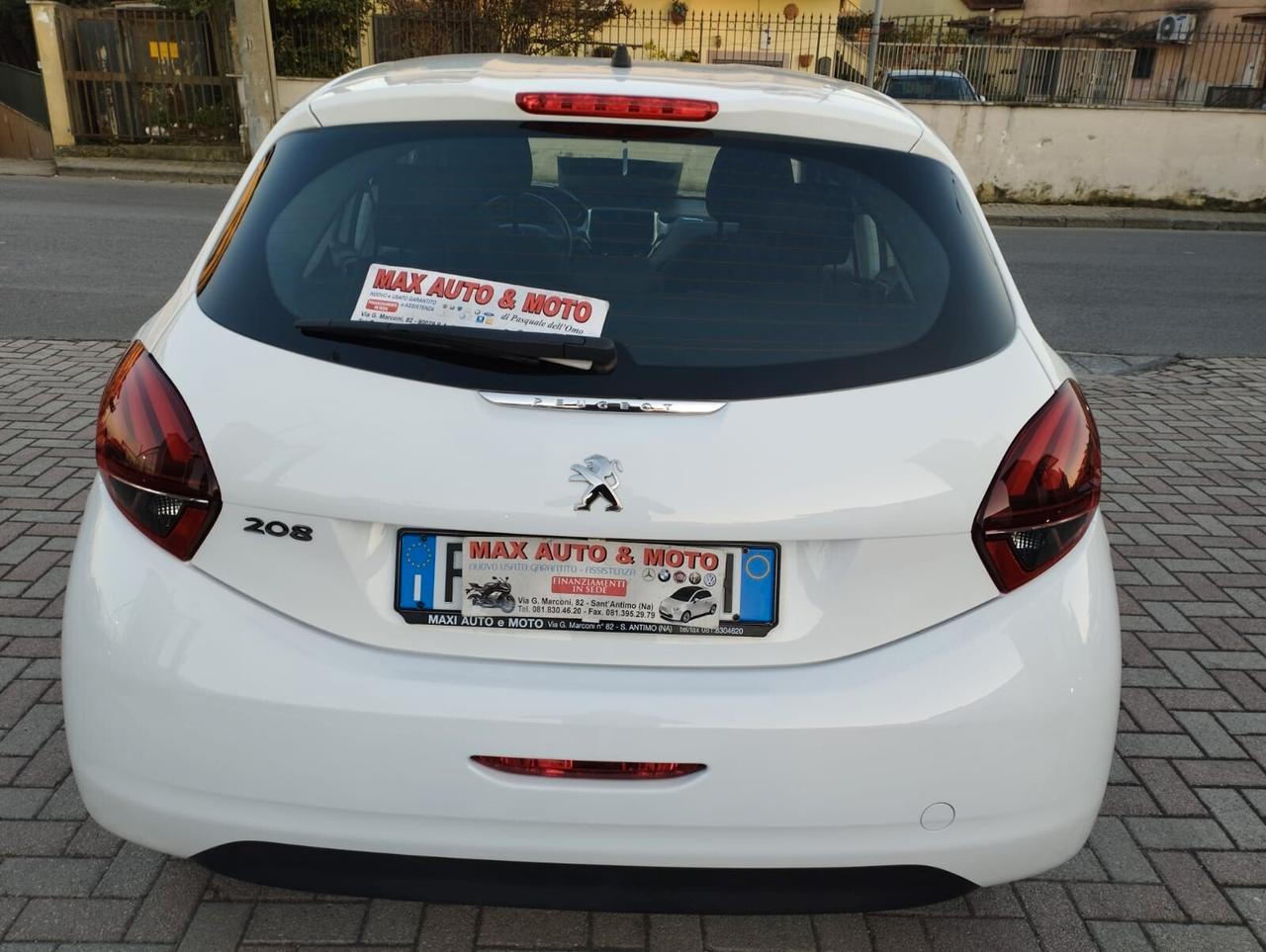 Peugeot 208 allure 2018