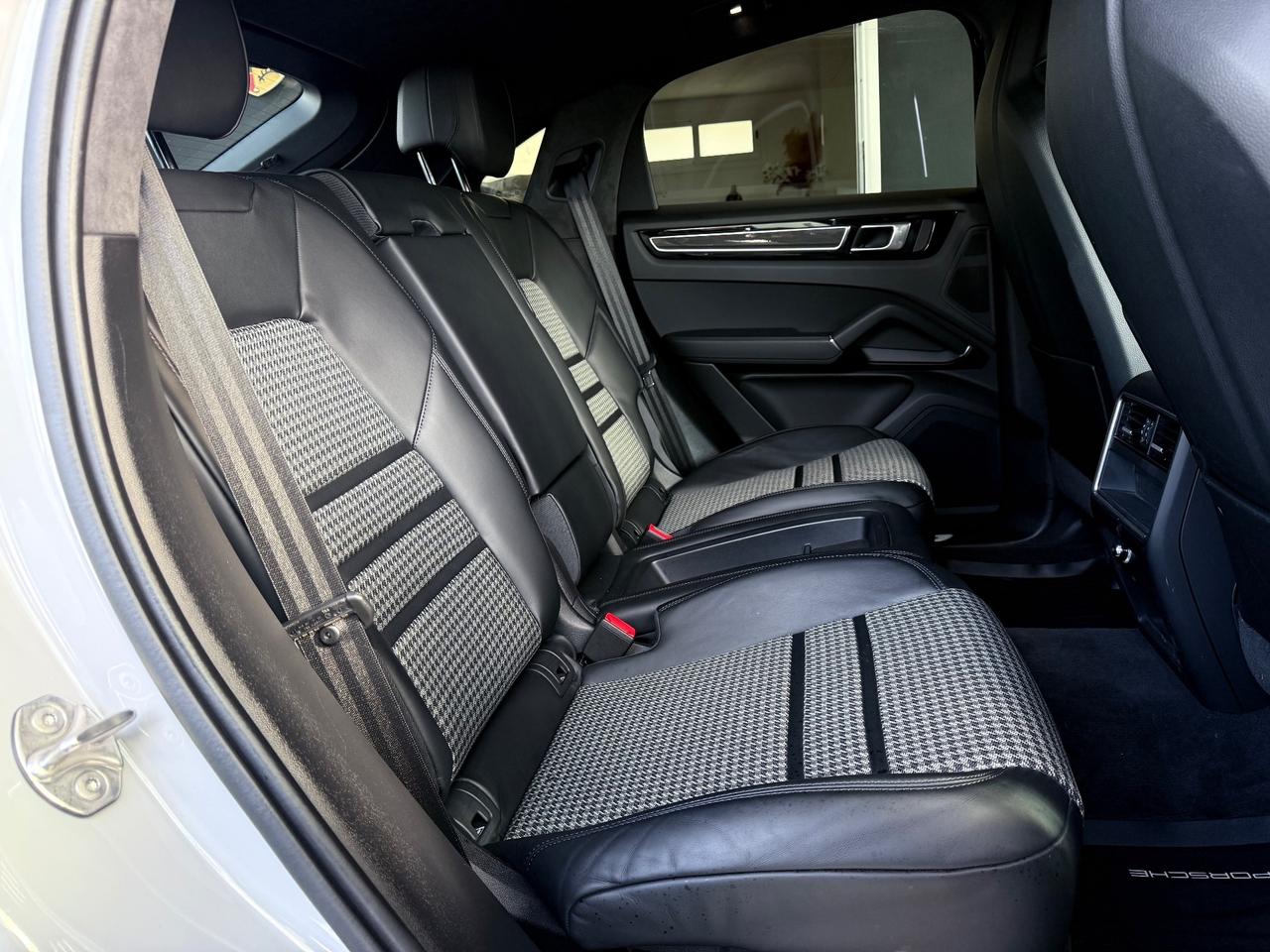 Porsche Cayenne Coupé 3.0 V6