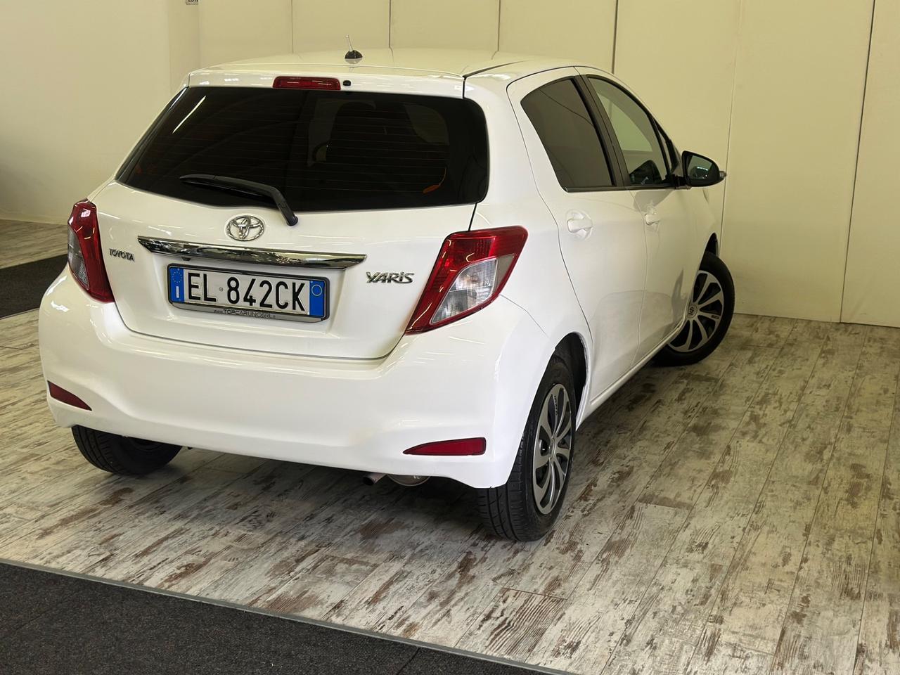 Toyota Yaris 1.0 Benzina 5 porte Lounge