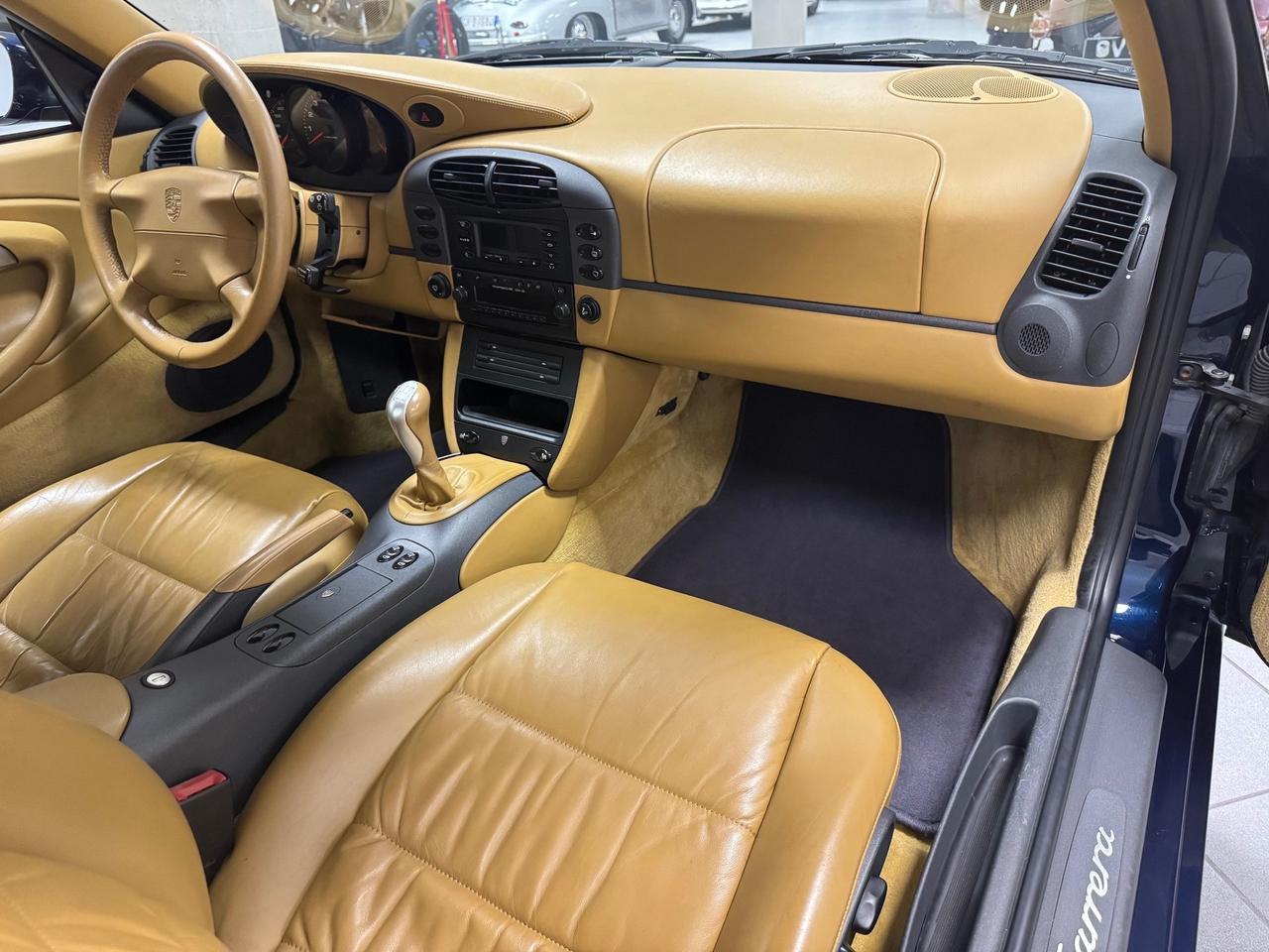 Porsche 996 Carrera